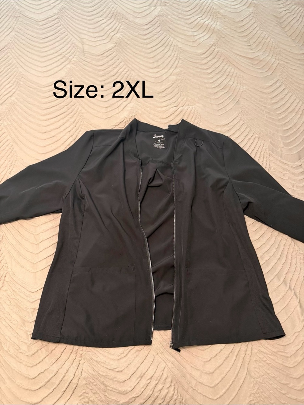 Woman’s 2XL scrub jacket